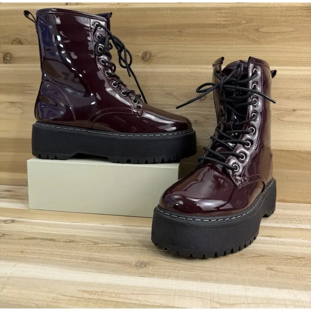 Forever Lace-Up Combat Moto Ankle Boots Booties Low Block Heel Wo’s Size 9